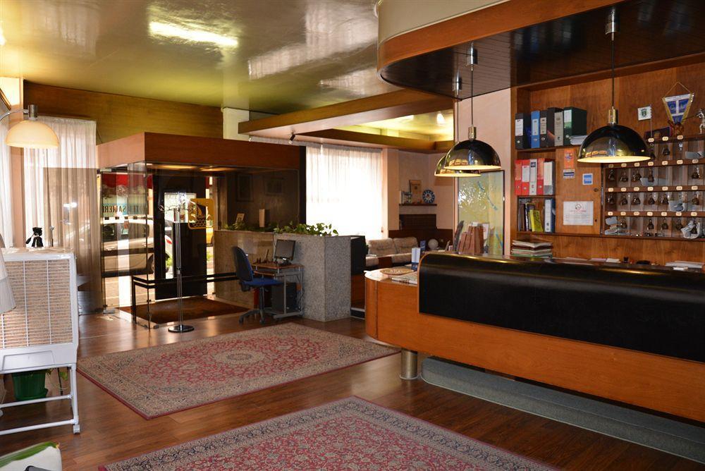 Hotel Salieri Legnago Buitenkant foto