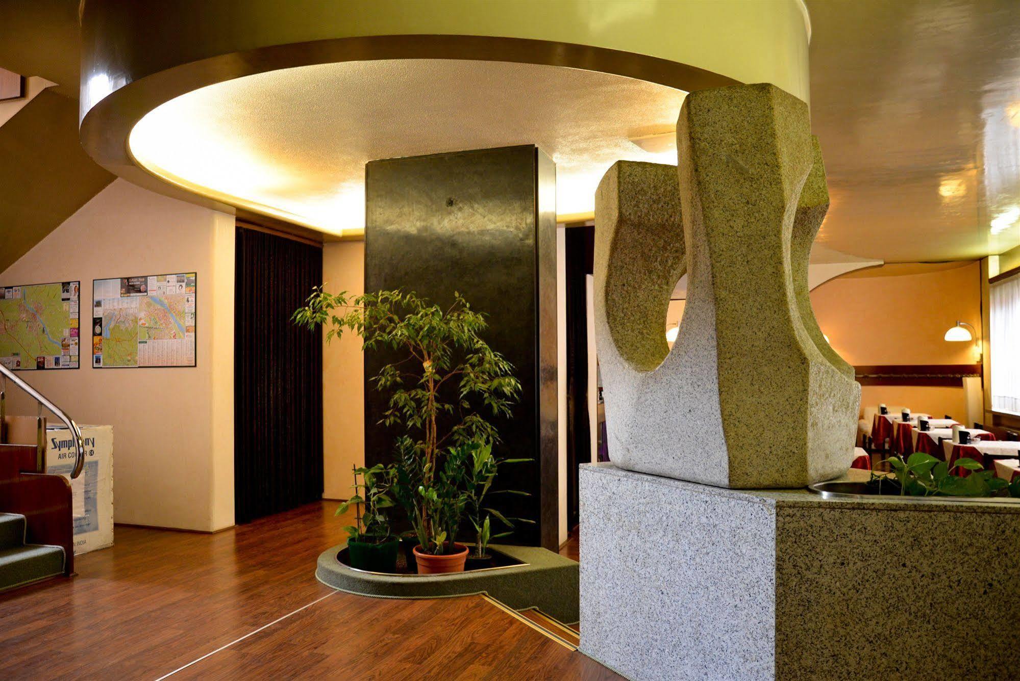 Hotel Salieri Legnago Buitenkant foto