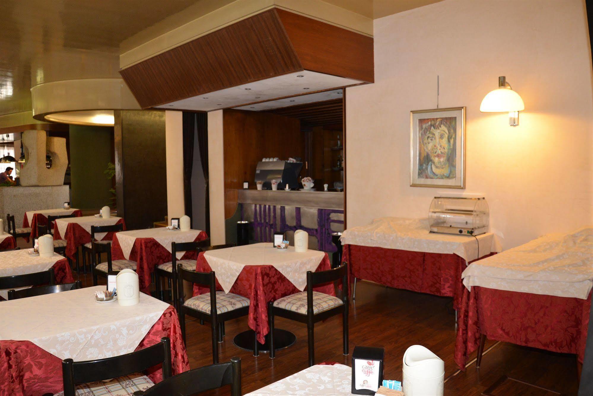 Hotel Salieri Legnago Buitenkant foto