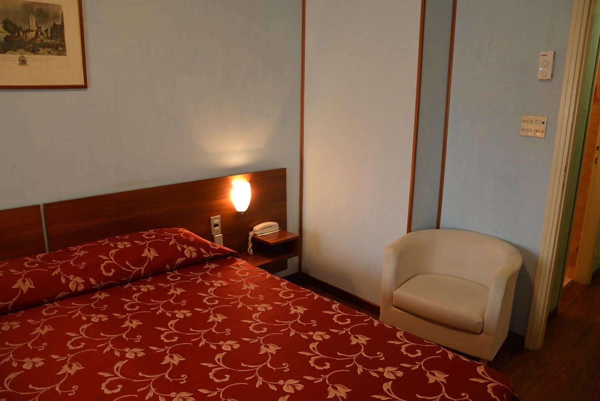 Hotel Salieri Legnago Buitenkant foto