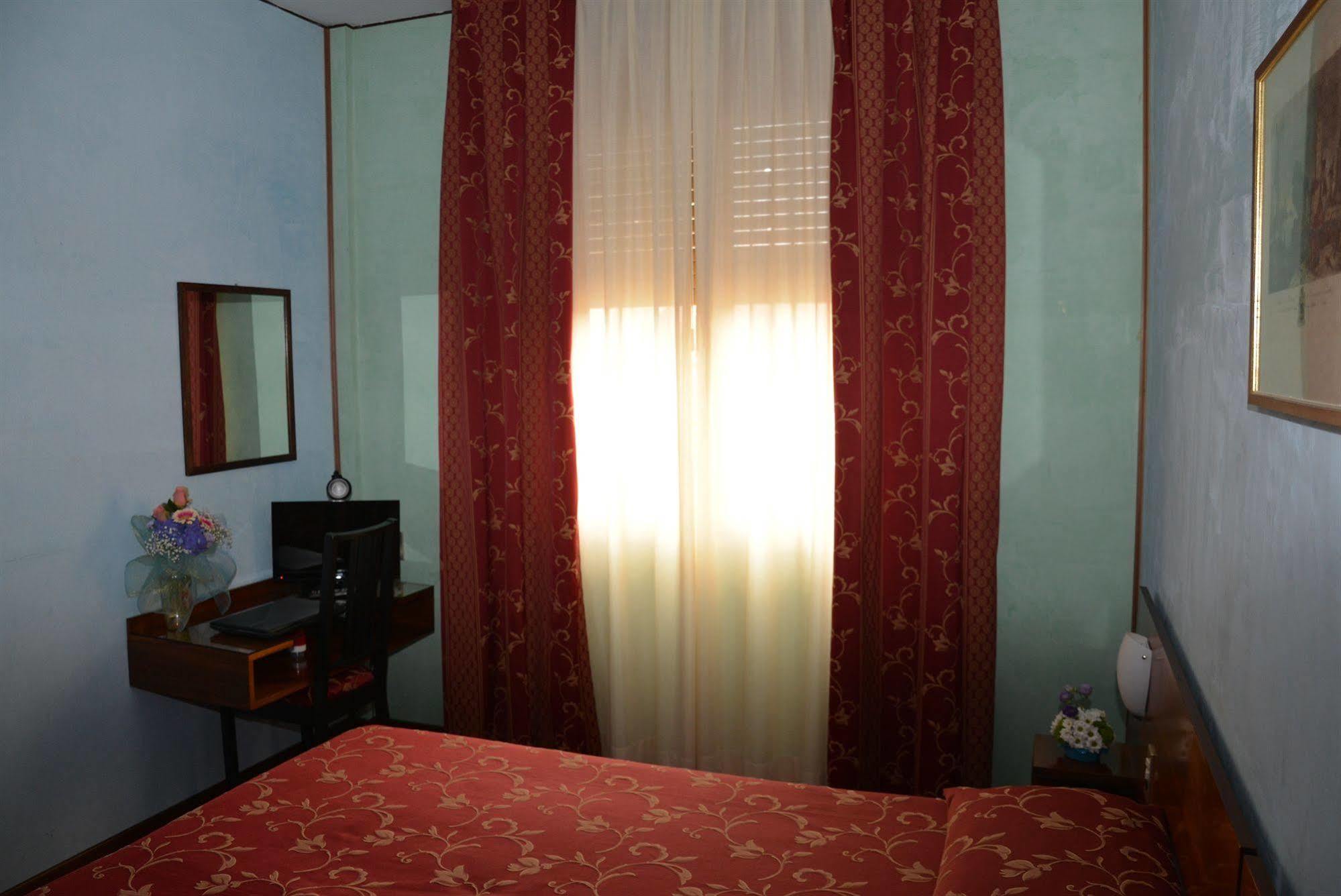 Hotel Salieri Legnago Buitenkant foto